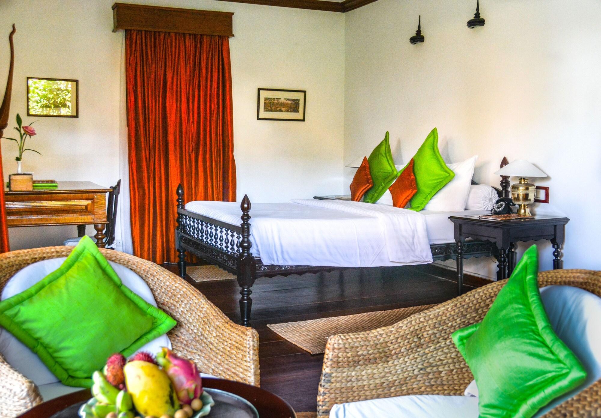Angkor Village Hotel Siem Reap Eksteriør billede A room at the hotel