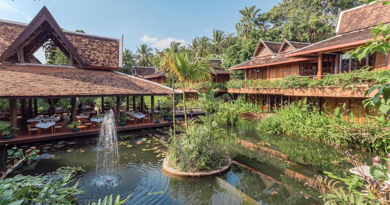 Angkor Village Hotel Siem Reap Eksteriør billede The resort's main restaurant