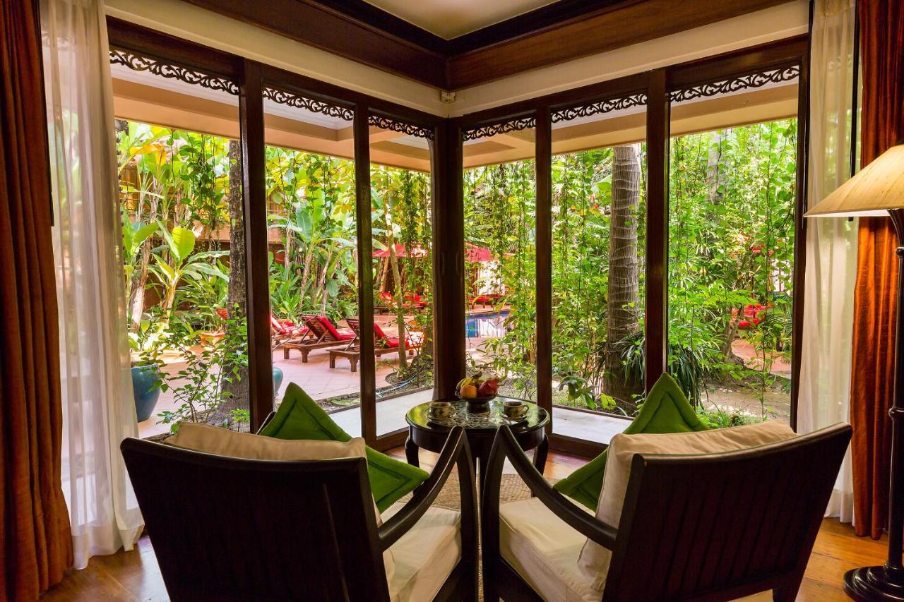 Angkor Village Hotel Siem Reap Eksteriør billede Living room at the Residence